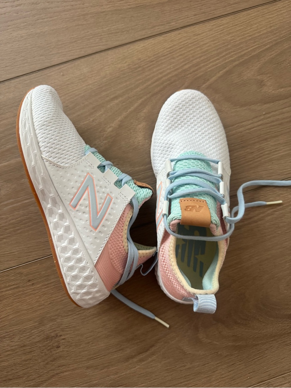 New Balance Women's Fresh Foam Cruzv1 Reissue Size 5.5